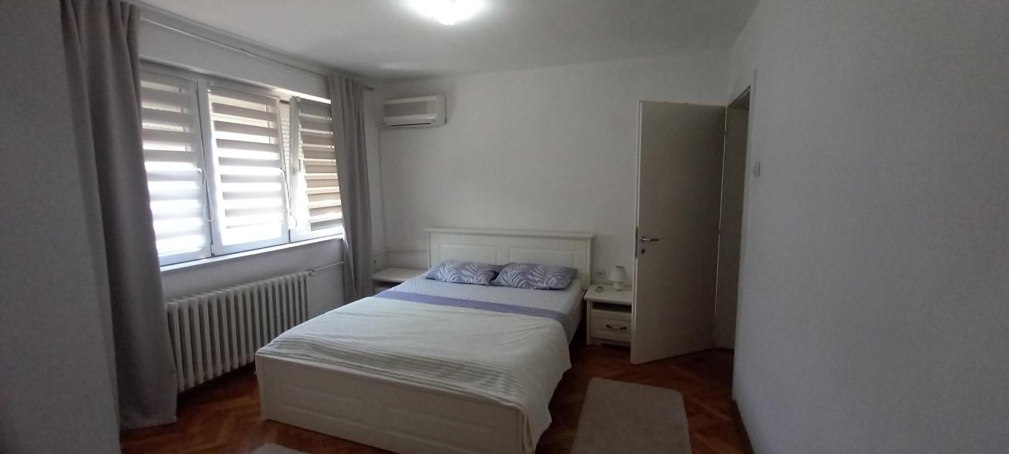 Adriana'S Apartment Skopje Esterno foto